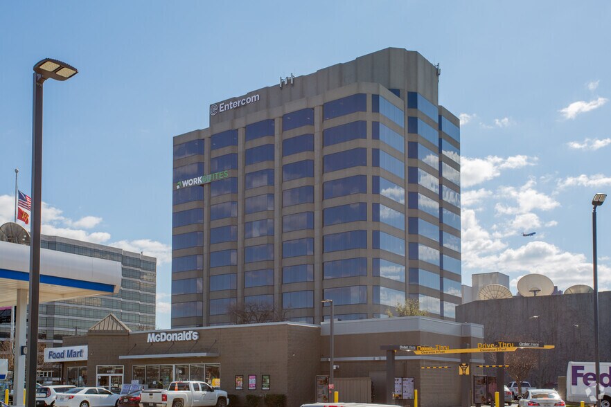 More Photos Of 4131 N Central Expy, Dallas Office For Lease