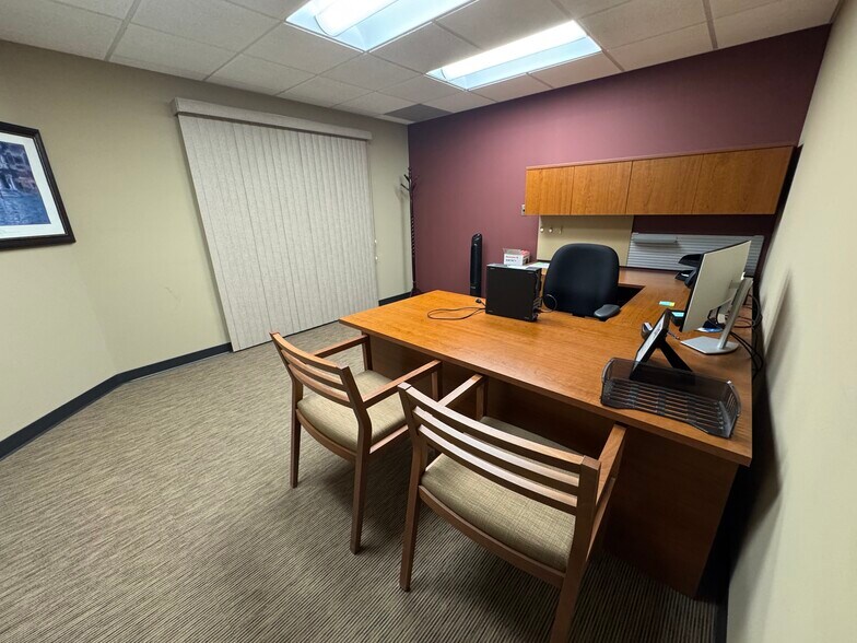 More Photos Of 1941 S 42nd St, Omaha Office For Lease