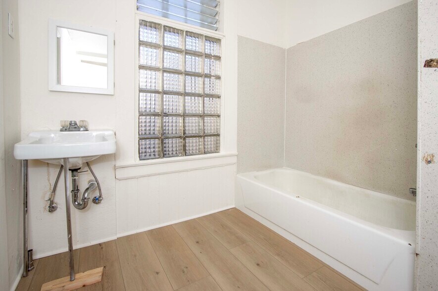More Photos Of 2976-2980 Mission St, San Francisco Apartments For Sale
