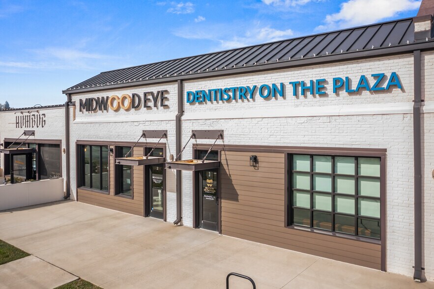 More Photos Of 2501 The Plaza, Charlotte Storefront For Lease