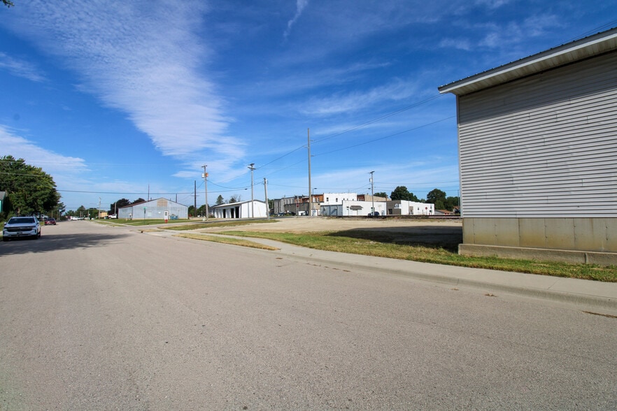 More Photos Of 14 1st SE st, Dodge Center Industrial For Sale