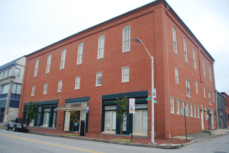 Primary Photo Of 10 W Eager St, Baltimore Office For Lease