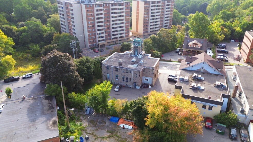 More Photos Of 70 Mill St, Halton Hills Apartments For Sale