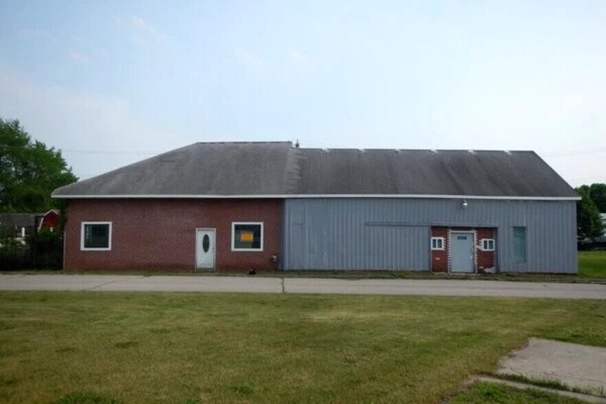 Primary Photo Of 4225 East St, Akron Office For Sale