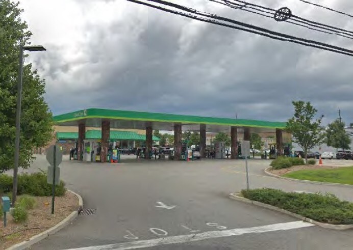 More Photos Of 720 Washington Ave, Carlstadt Service Station For Sale