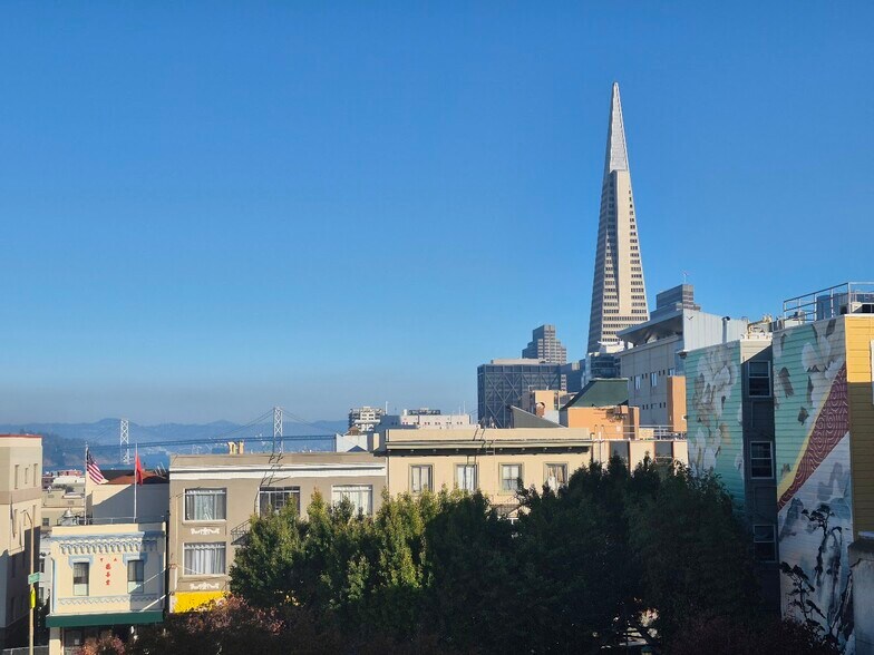 More Photos Of 39 John St, San Francisco Apartments For Sale