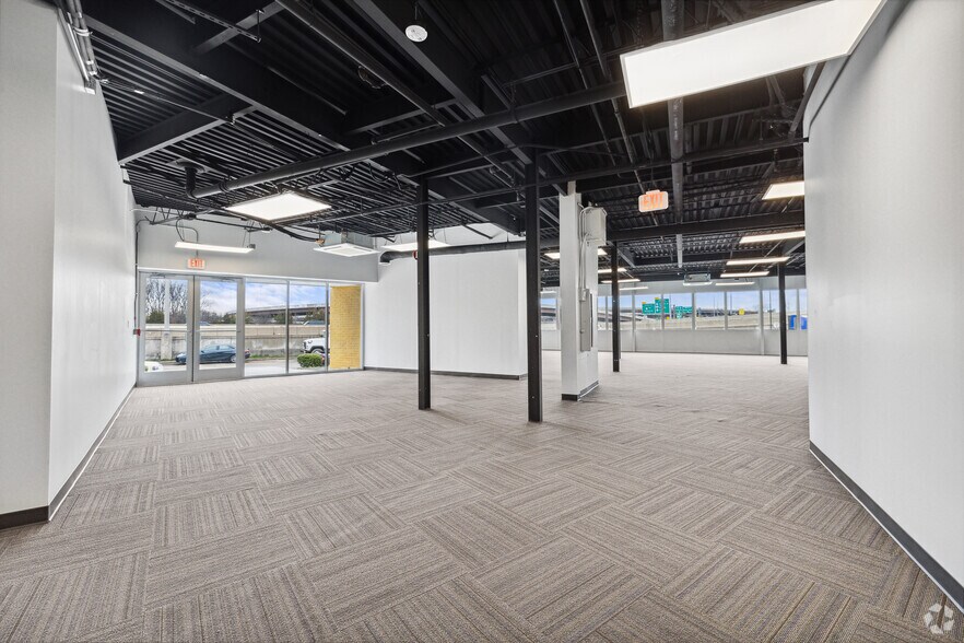 More Photos Of 6608-6610 Electronic Dr, Springfield Warehouse For Lease