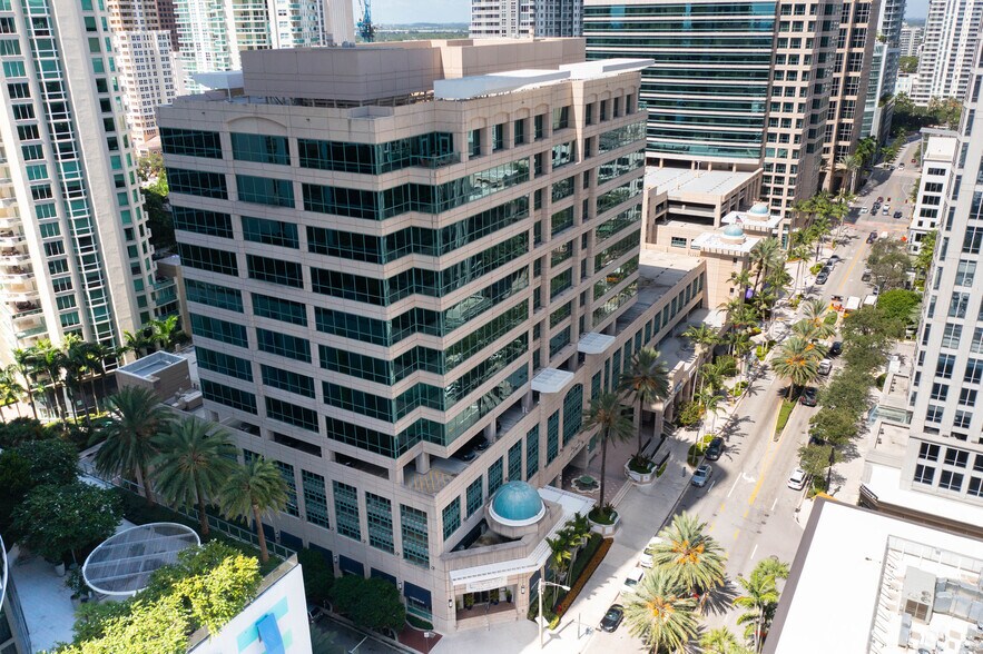 More Photos Of 450 E Las Olas Blvd, Fort Lauderdale Office For Lease