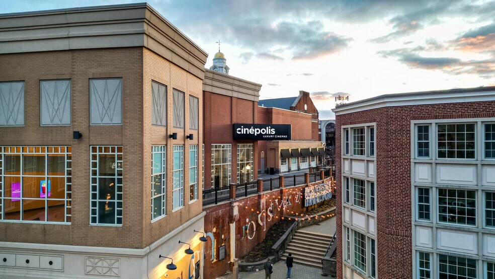 More Photos Of 62 Memorial Rd, West Hartford Unknown For Lease