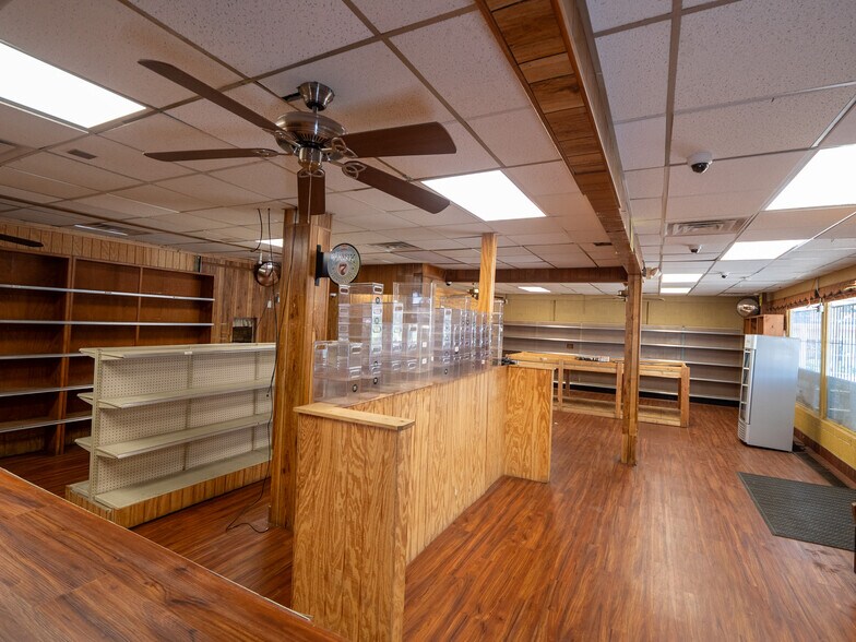 More Photos Of 400 S Air Depot Blvd, Oklahoma City Freestanding For Sale