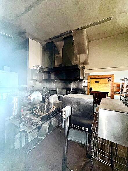 More Photos Of 479 6th Street St, Wells General Retail For Sale