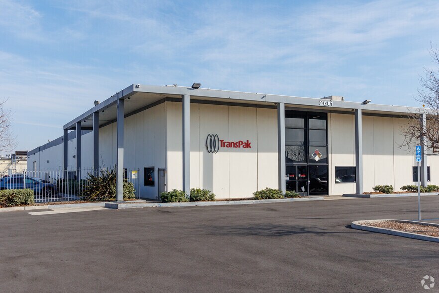 Primary Photo Of 2601 S Garnsey St, Santa Ana Warehouse For Sale