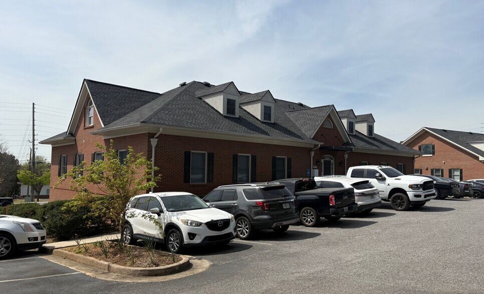 More Photos Of 5959 Highway 53 E, Dawsonville Medical For Lease