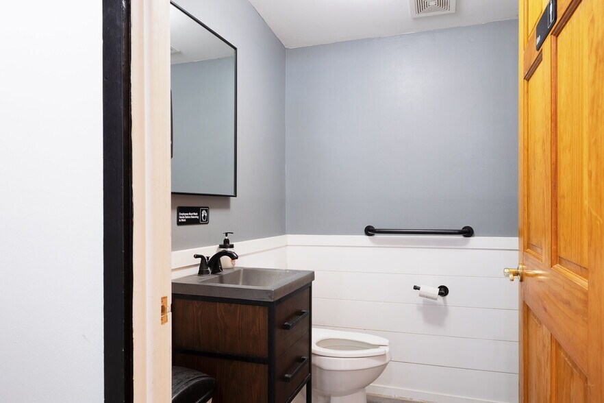 More Photos Of 7641 State Route 3, Henderson Restaurant For Sale