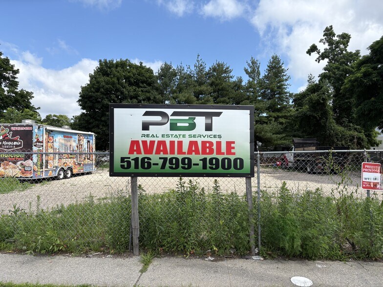 Primary Photo Of 0 Suffolk Ave, Brentwood Land For Sale