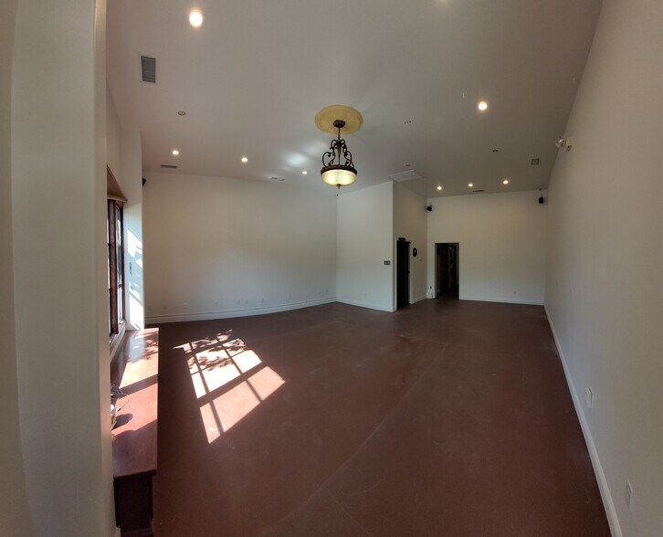 More Photos Of 1602 Spring St, Paso Robles Freestanding For Lease