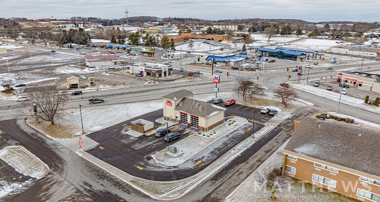 More Photos Of 1407 N Central Ave, Marshfield Auto Repair For Sale