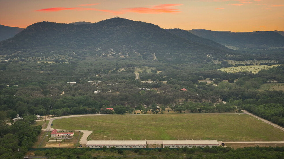 Primary Photo Of 7070 S US Highway 83, Concan Hotel For Sale