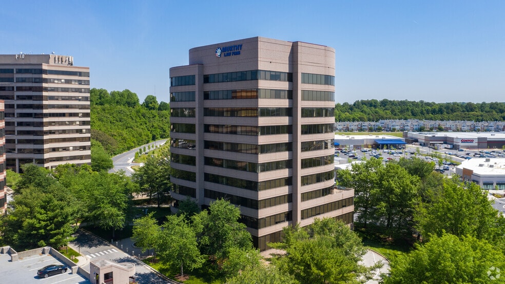 More Photos Of 10461 Mill Run Cir, Owings Mills Office For Lease