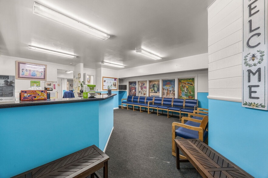 More Photos Of 630-640 S Glassell St, Orange Office For Sale