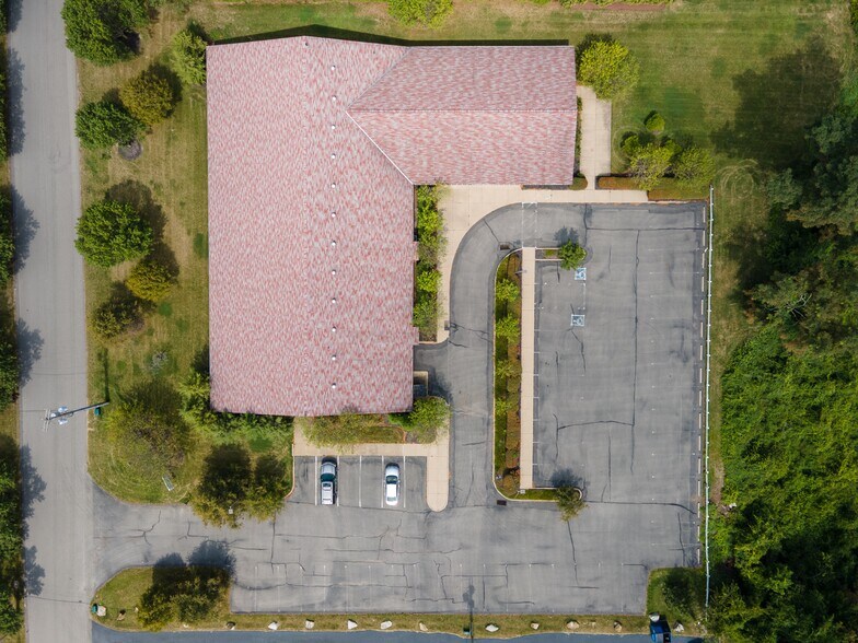 More Photos Of 320 Bilmar Dr, Pittsburgh Office For Sale