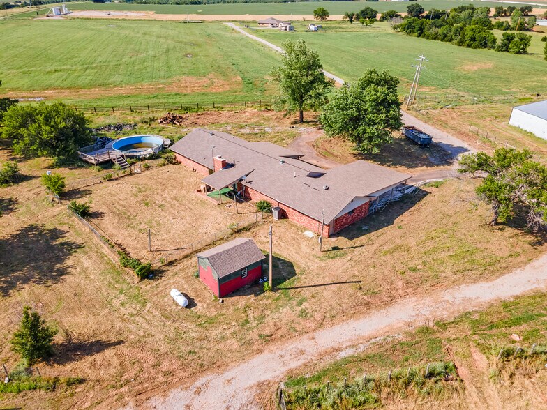 More Photos Of 1311 County Road 1390, Chickasha Land For Sale