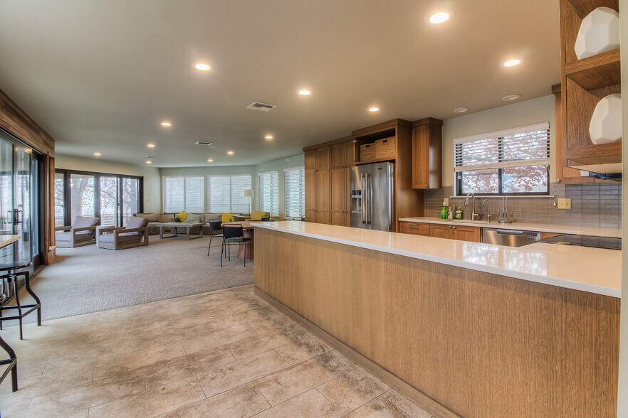 More Photos Of 11793 Fort Rd, White Swan Manufacturing For Sale