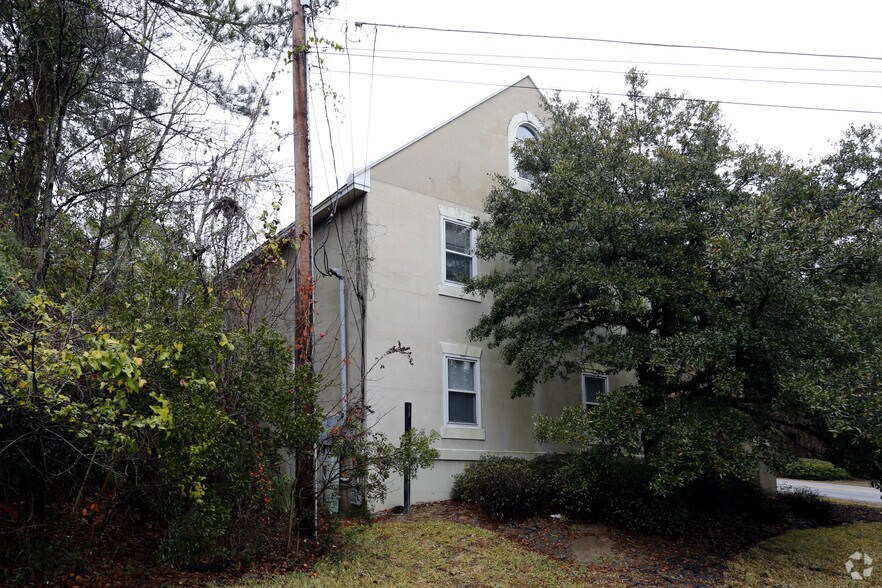 More Photos Of 2225 Ashley Crossing Dr, Charleston Office Residential For Lease