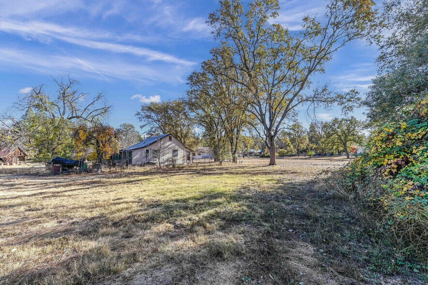 More Photos Of 206 Main St, Murphys Land For Sale