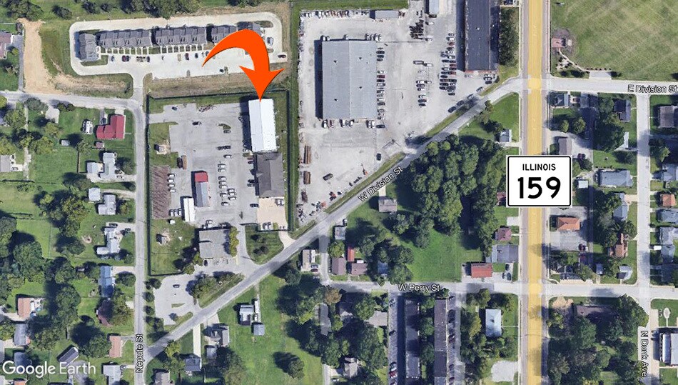 More Photos Of 210 W Division St, Maryville Flex For Lease