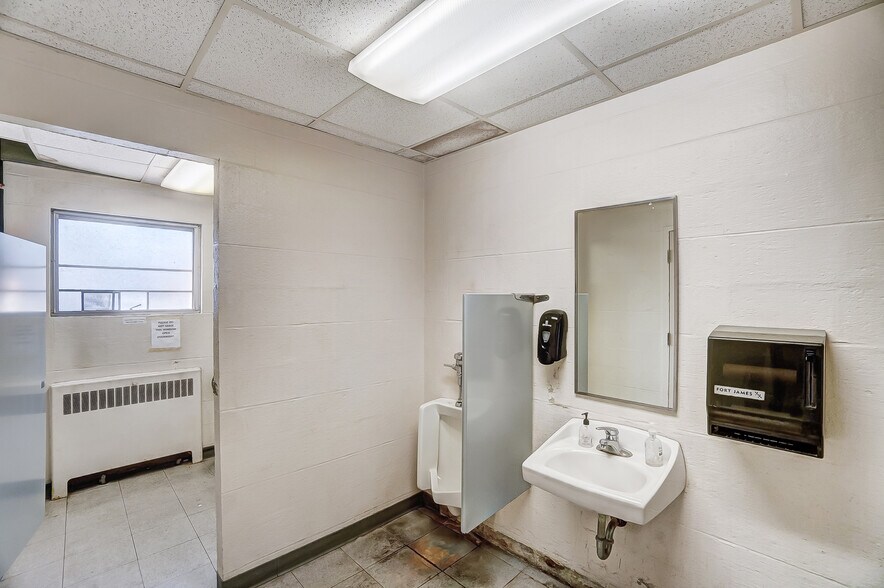 More Photos Of 150 E South College St, Yellow Springs Research And Development For Sale