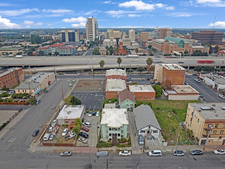 More Photos Of 221 E Sonora St, Stockton Apartments For Sale