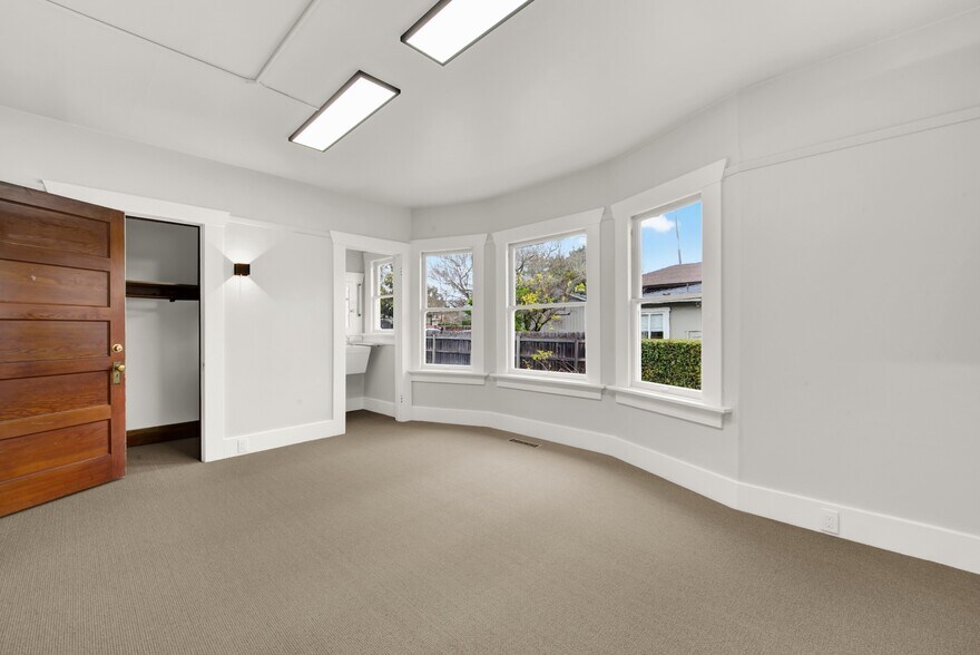 More Photos Of 1763 2nd St, Napa Office Residential For Sale