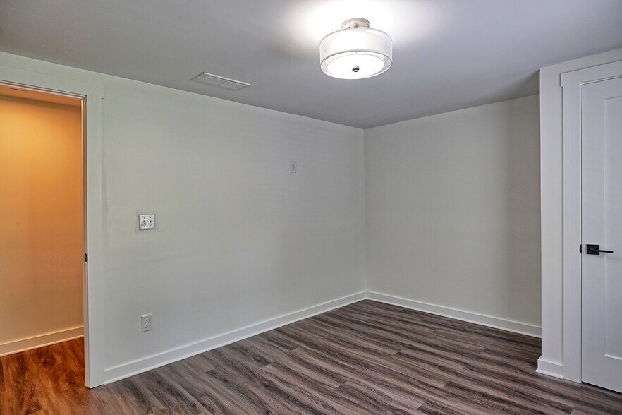 More Photos Of 1026 Ashby Grv SW, Atlanta Apartments For Sale