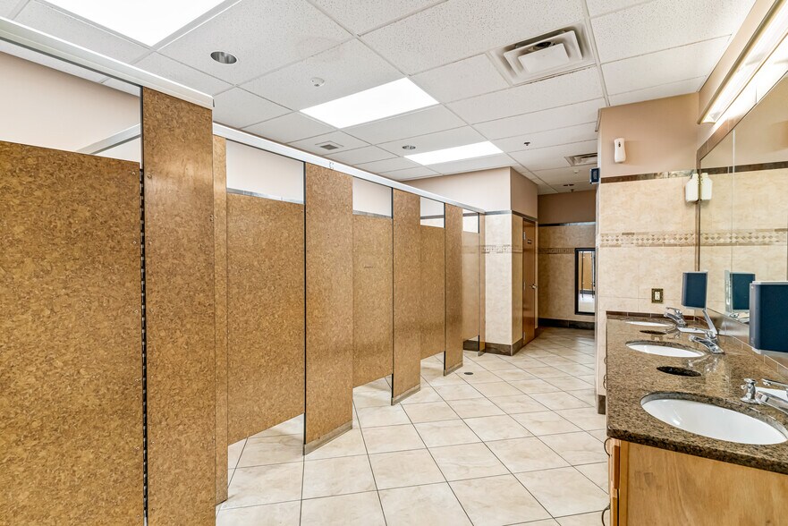 More Photos Of 1101 Brannon Rd, Nicholasville Religious Facility For Sale