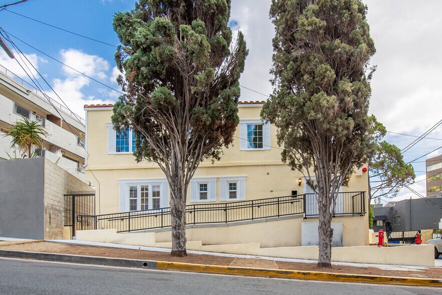 More Photos Of 1112 N Sherbourne Dr, West Hollywood Loft Creative Space For Lease