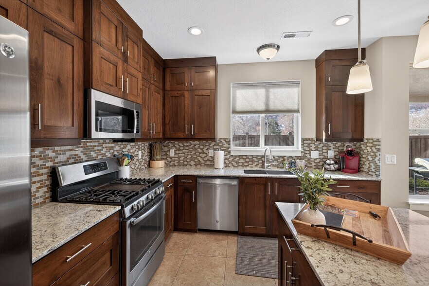 More Photos Of 673 W 470 N, Moab Specialty For Sale