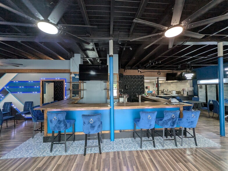 More Photos Of 99202 Overseas Hwy, Key Largo Hotel For Sale