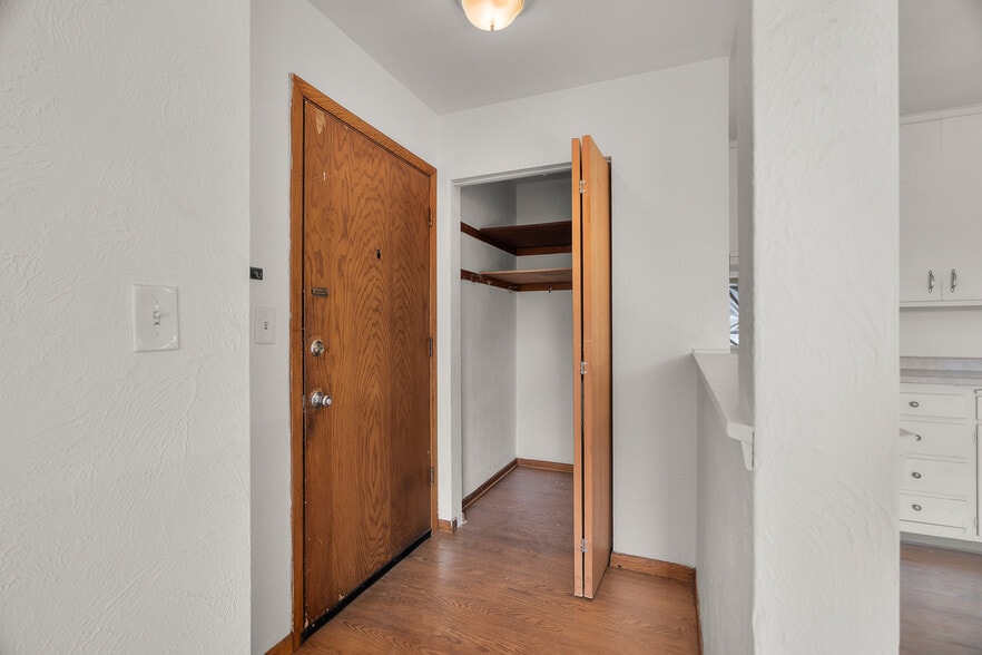 More Photos Of 1010 Lafond Ave, Saint Paul Apartments For Sale