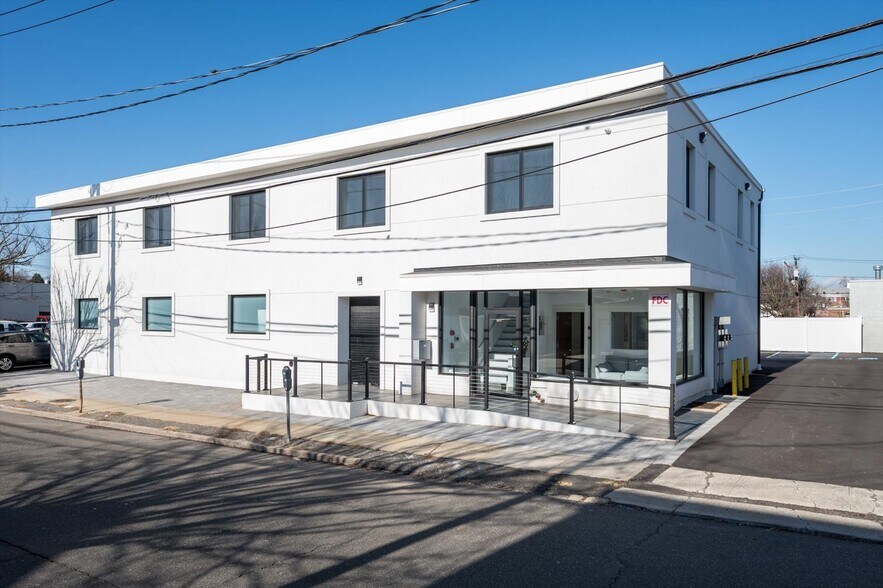 Primary Photo Of 25 Willowdale Ave, Port Washington Office For Sale