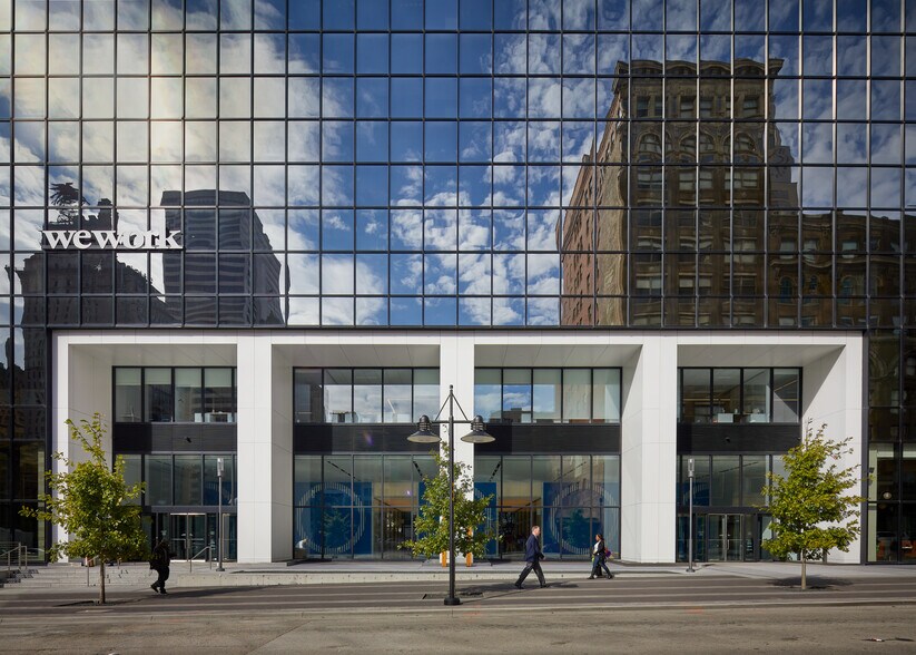 More Photos Of 1601 Elm St, Dallas Office For Lease