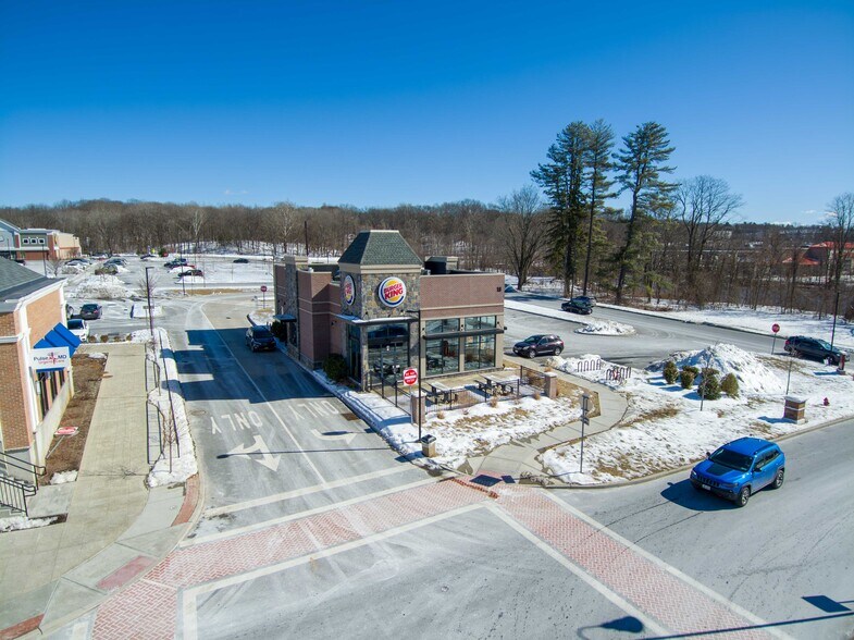 More Photos Of 18 Winslow Gate Rd, Poughkeepsie Fast Food For Sale