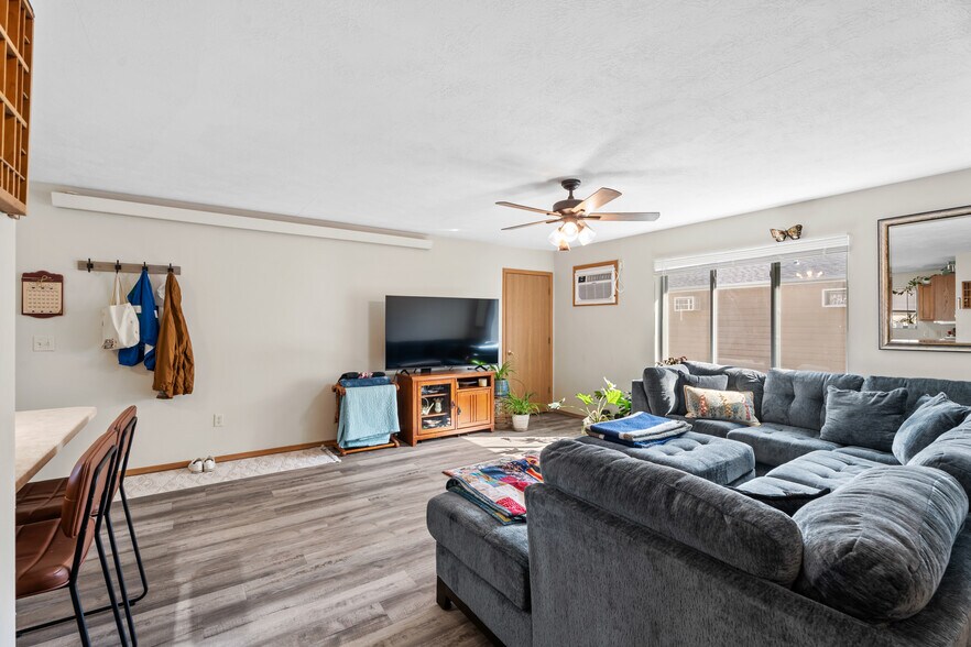 More Photos Of 1026 Cornell St, Vermillion Apartments For Sale