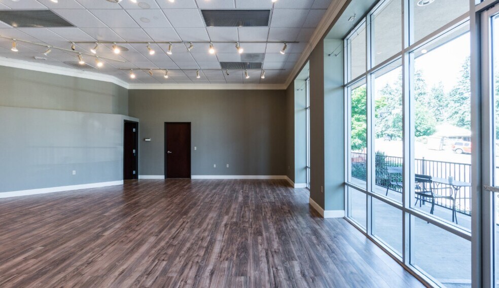 More Photos Of 1175-1179 McVey Ave, Lake Oswego Storefront Retail Office For Lease