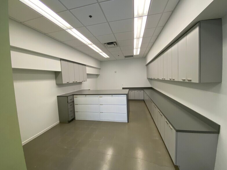 More Photos Of 1100 Old Ellis Rd, Roswell Loft Creative Space For Lease