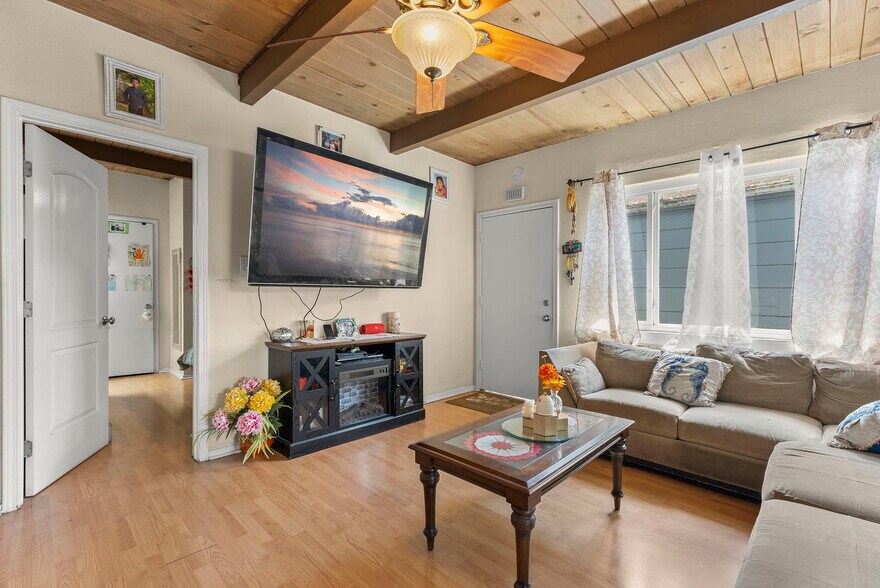 More Photos Of 772 Walnut St, San Bruno Multifamily For Sale