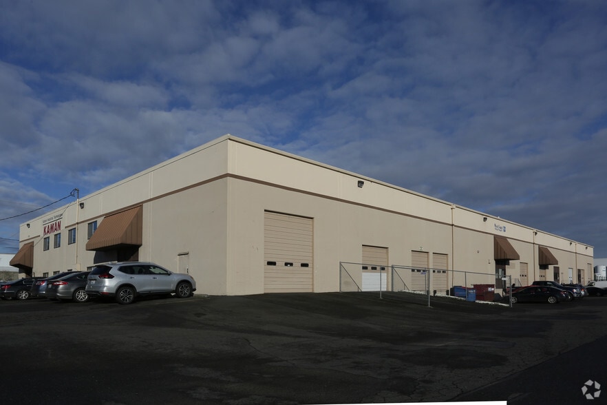 More Photos Of 1703-1709 NE Argyle St, Portland Warehouse For Lease