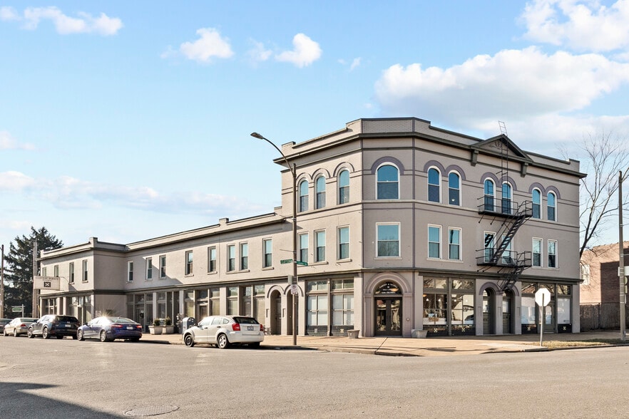 Primary Photo Of 2701 Clifton Ave, Saint Louis Storefront Retail Residential For Lease