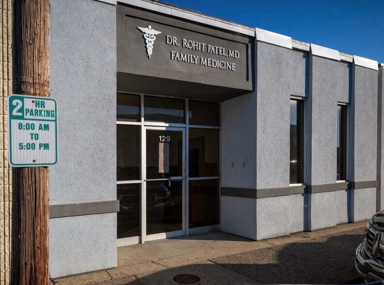 Primary Photo Of 129 7th Ave, Charleston Office For Sale