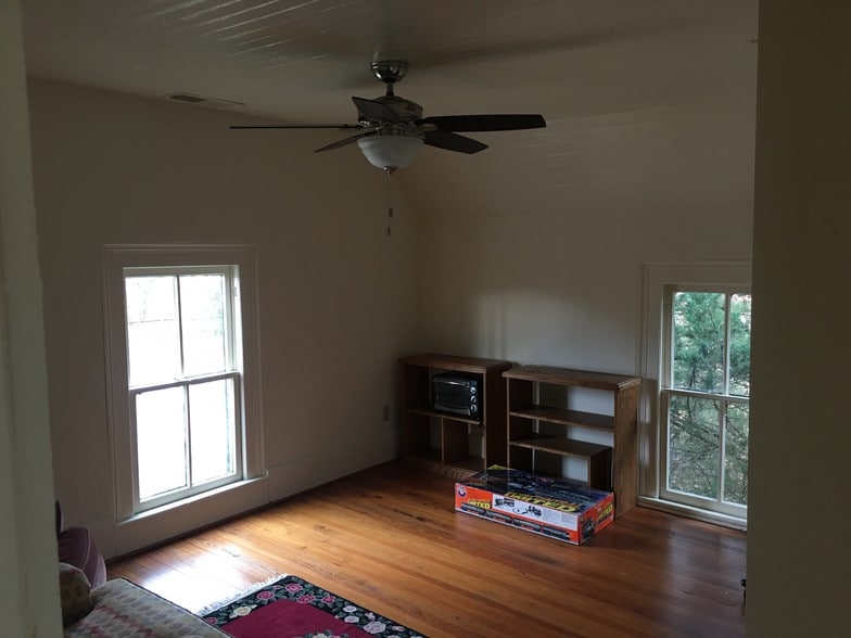 More Photos Of 407 Atlanta St SE, Marietta Office Residential For Sale